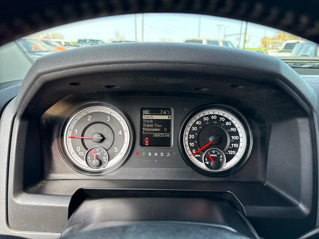 RAM 3500 SLT Mega Cab 4WD 2015