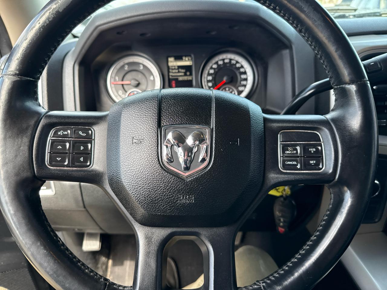 RAM 3500 SLT Mega Cab 4WD 2015