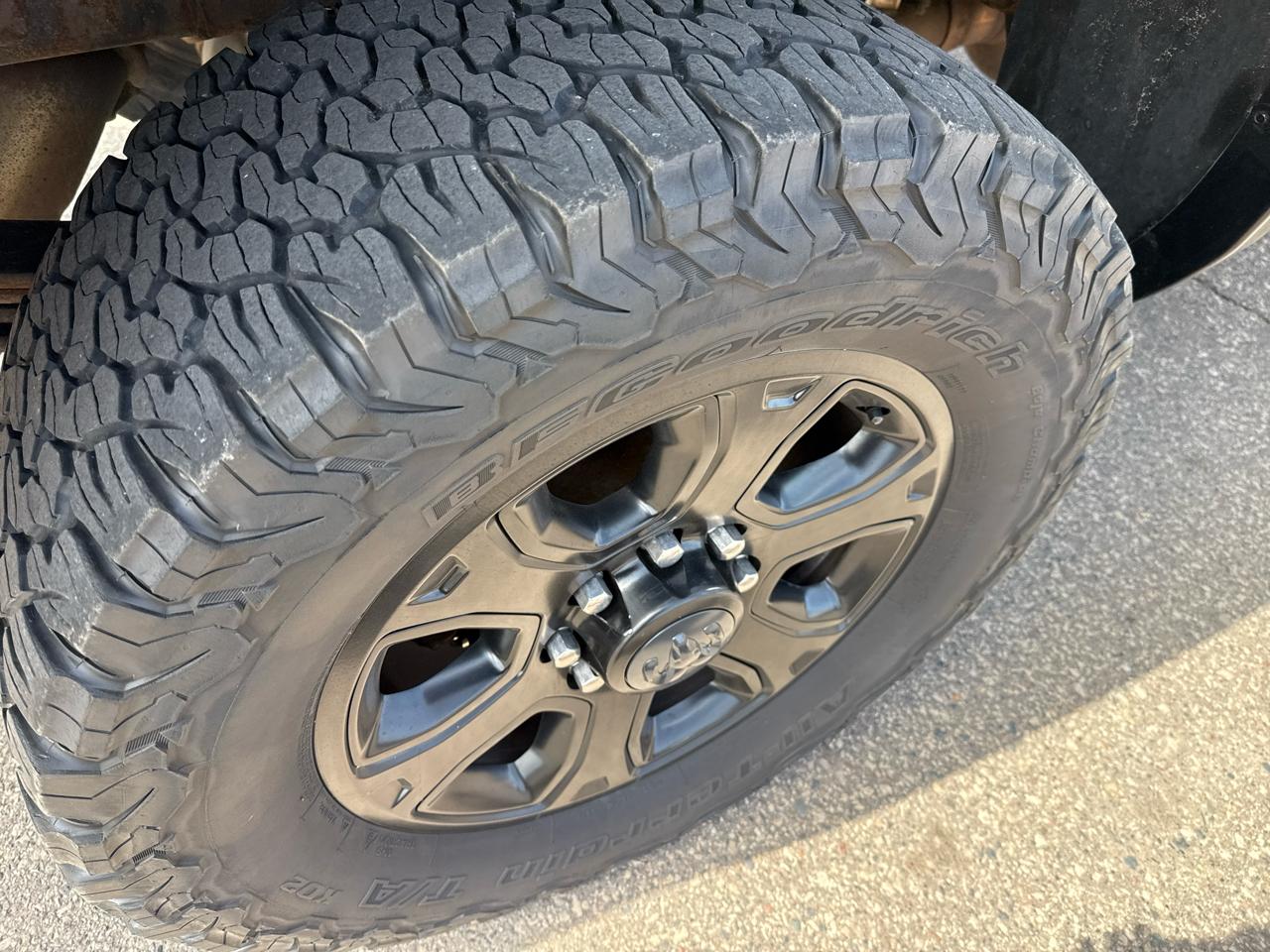 RAM 3500 SLT Mega Cab 4WD 2015