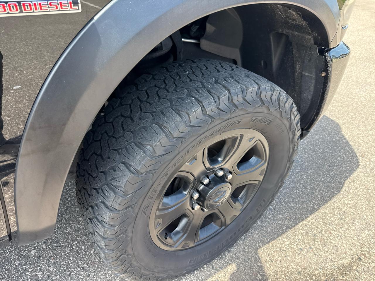 RAM 3500 SLT Mega Cab 4WD 2015