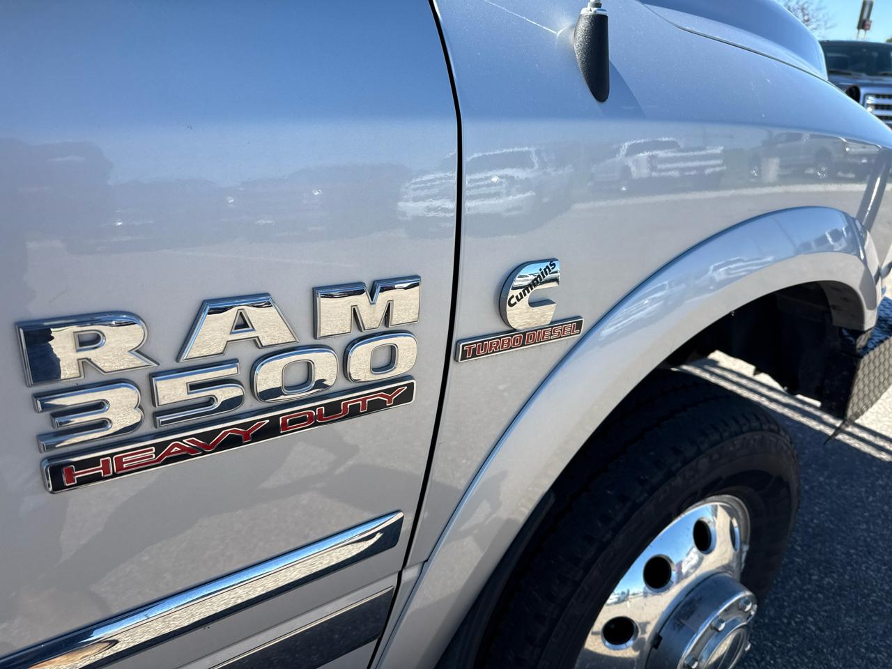 RAM 3500 Laramie Crew Cab LWB 4WD DRW 2018