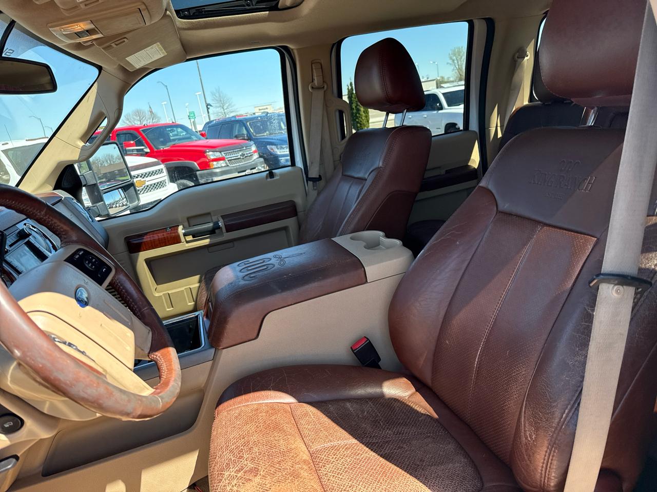 Ford F-350 SD King Ranch Crew Cab 4WD 2011