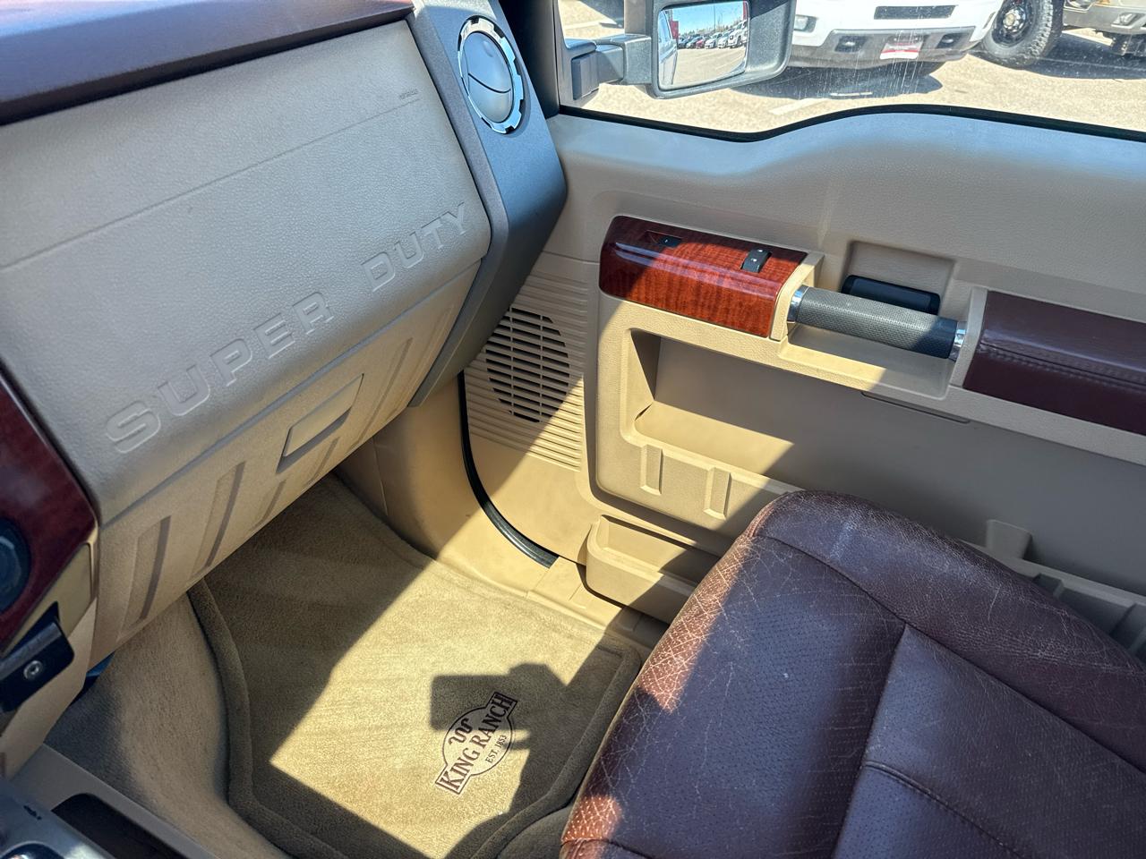 Ford F-350 SD King Ranch Crew Cab 4WD 2011