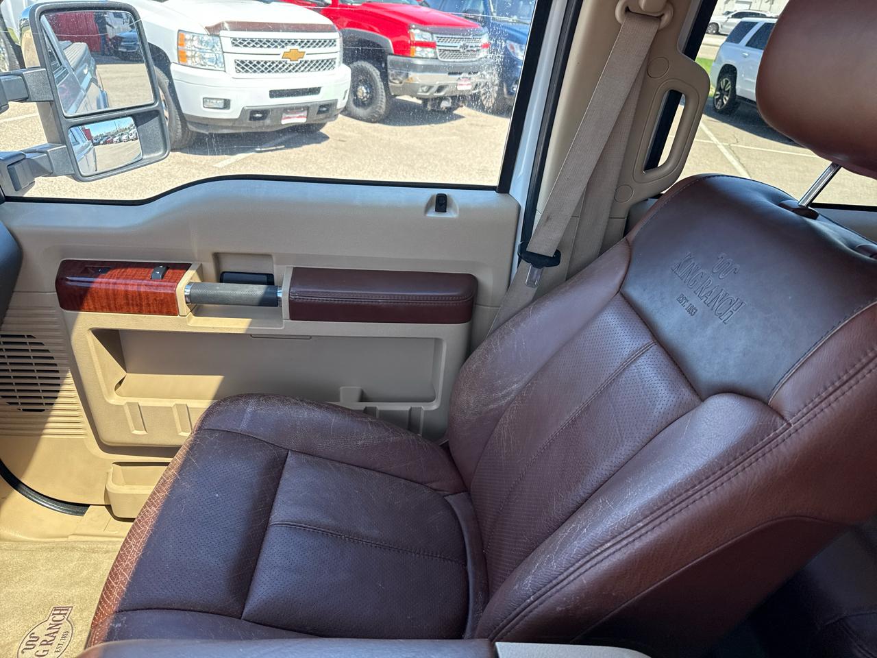 Ford F-350 SD King Ranch Crew Cab 4WD 2011