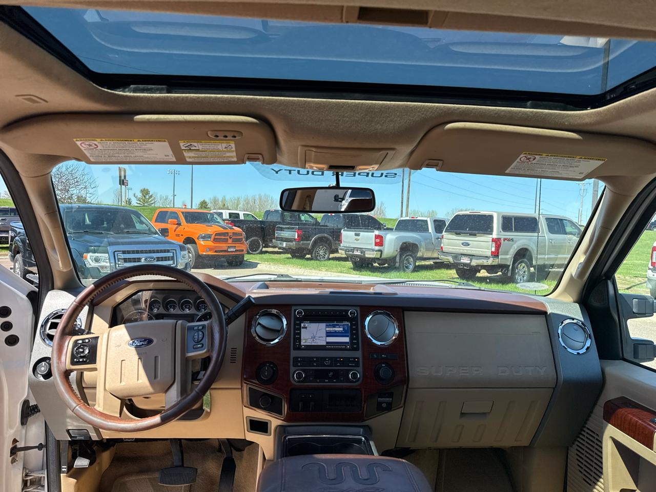 Ford F-350 SD King Ranch Crew Cab 4WD 2011