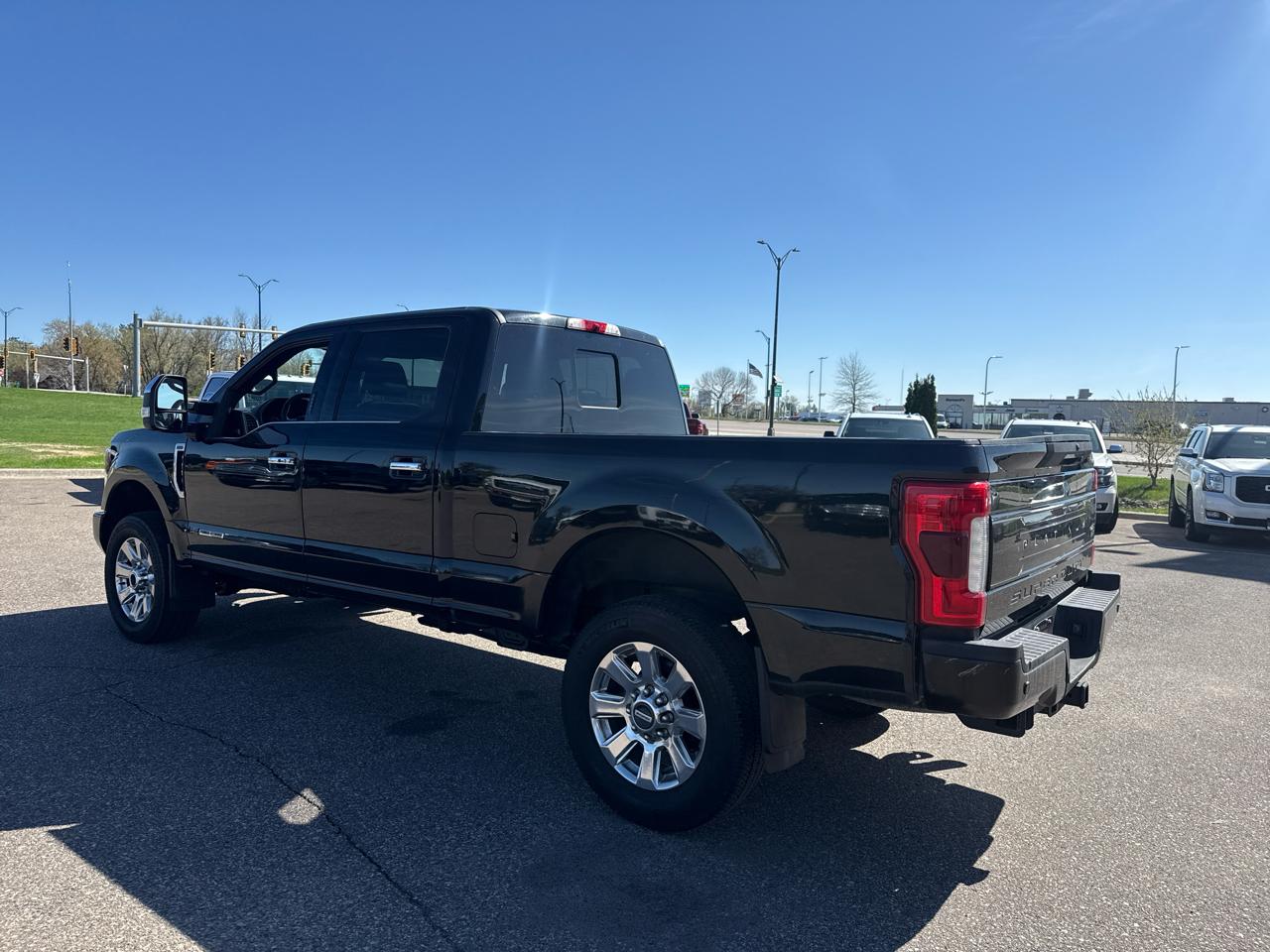 Ford F-250 SD Platinum Crew Cab 4WD 2017