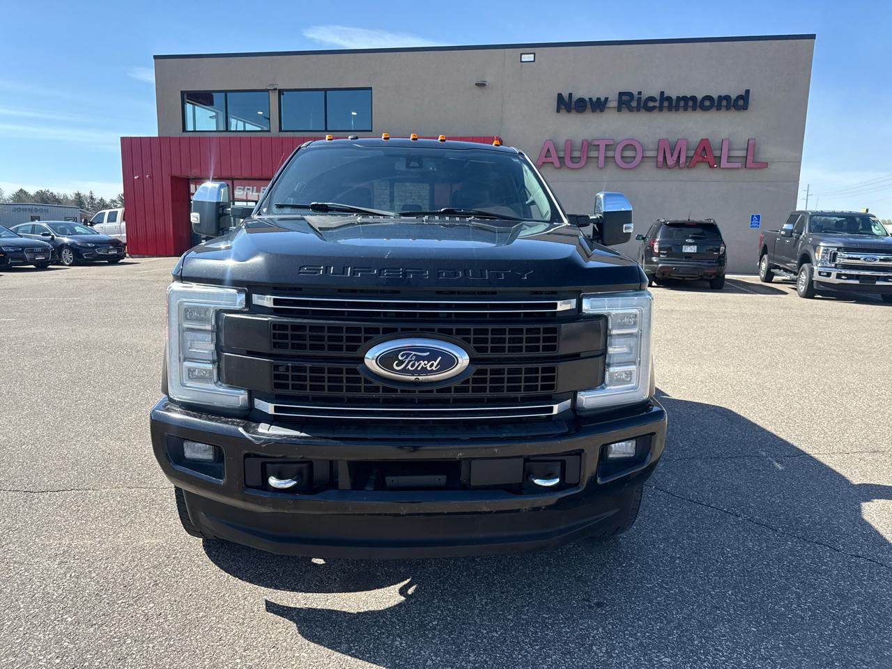 Ford F-250 SD Platinum Crew Cab 4WD 2017