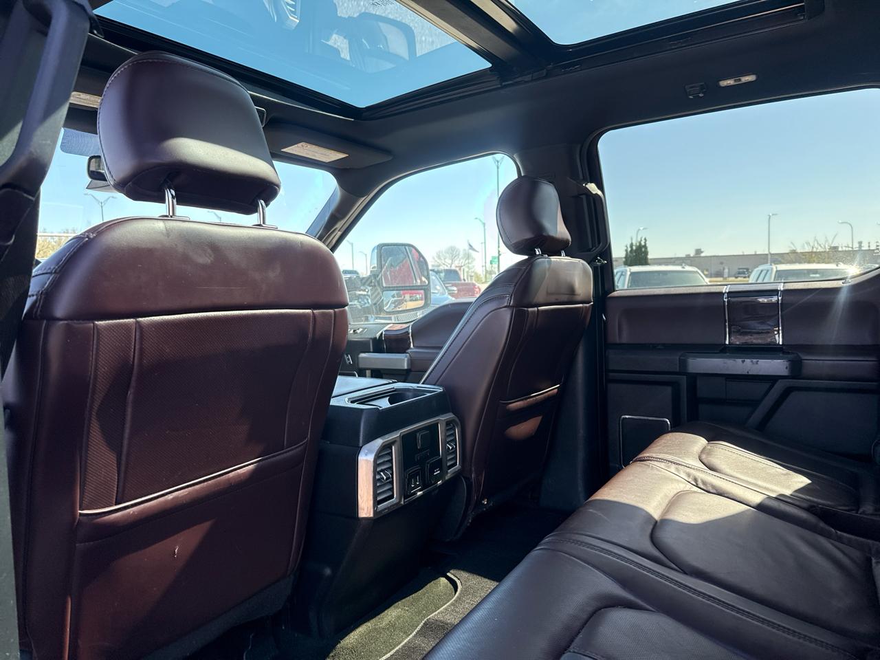 Ford F-250 SD Platinum Crew Cab 4WD 2017