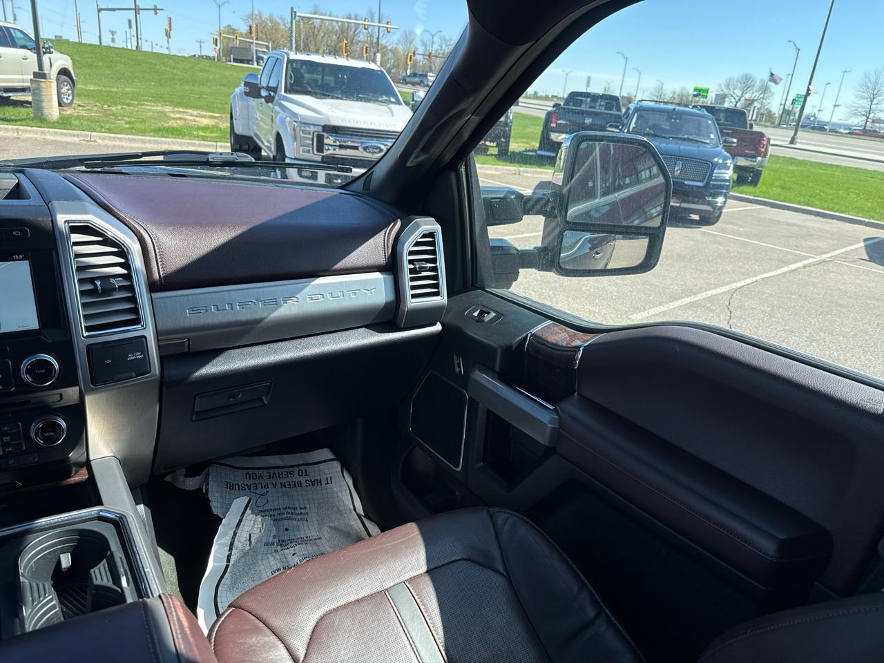 Ford F-250 SD Platinum Crew Cab 4WD 2017