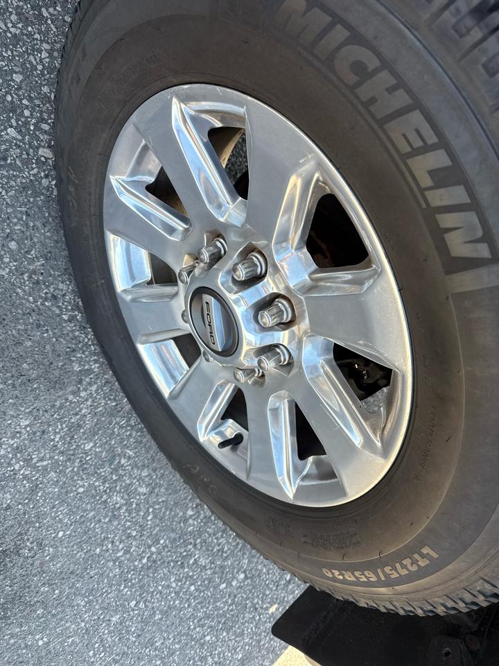 Ford F-250 SD Platinum Crew Cab 4WD 2017