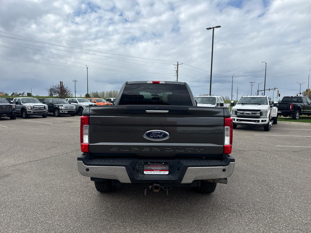 Ford F-250 SD XLT Crew Cab 4WD 2018