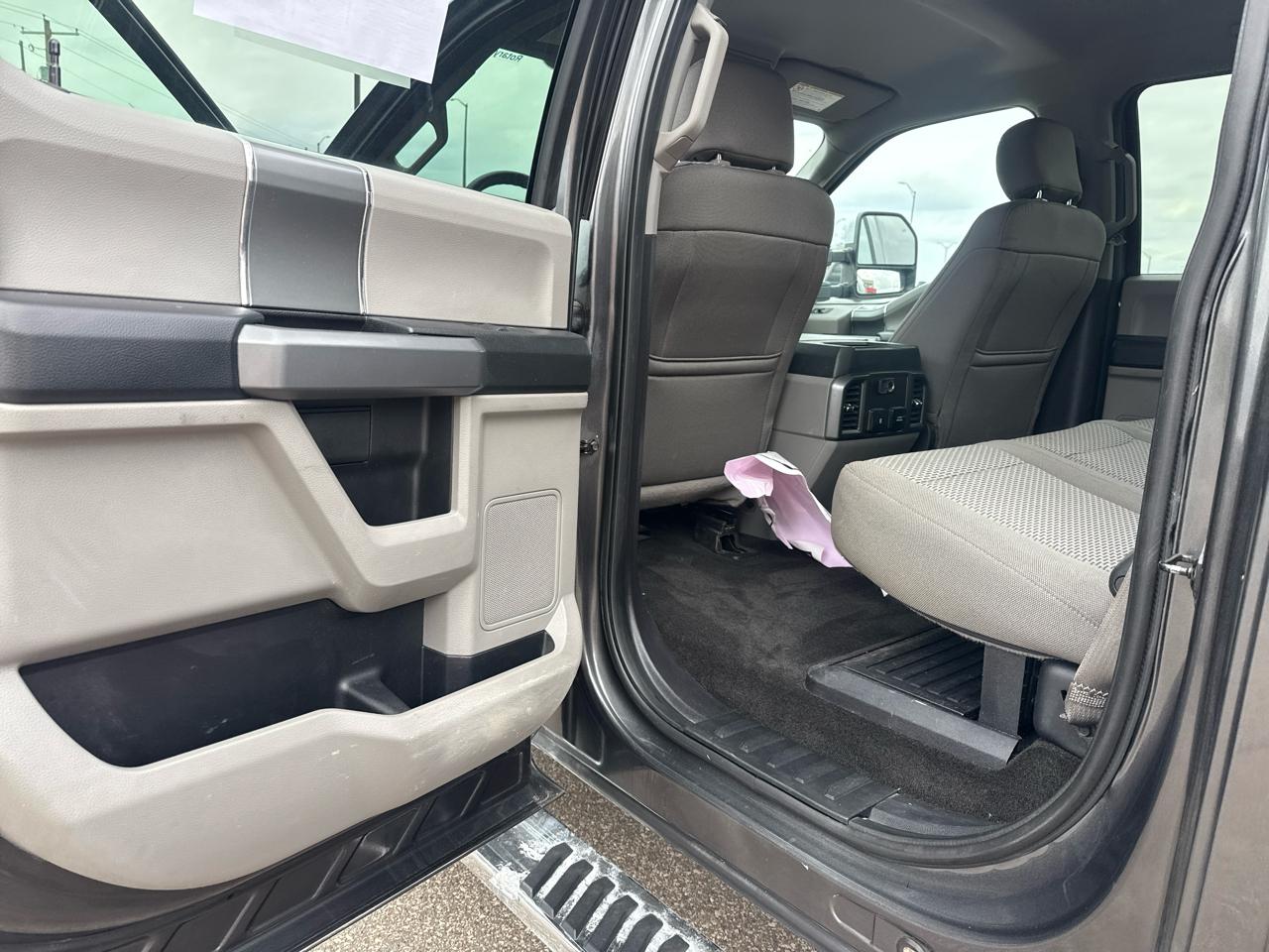 Ford F-250 SD XLT Crew Cab 4WD 2018