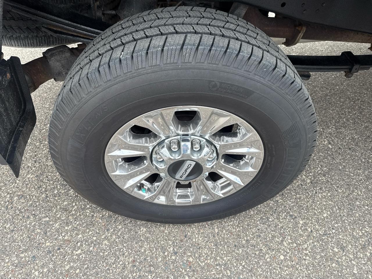 Ford F-250 SD XLT Crew Cab 4WD 2018