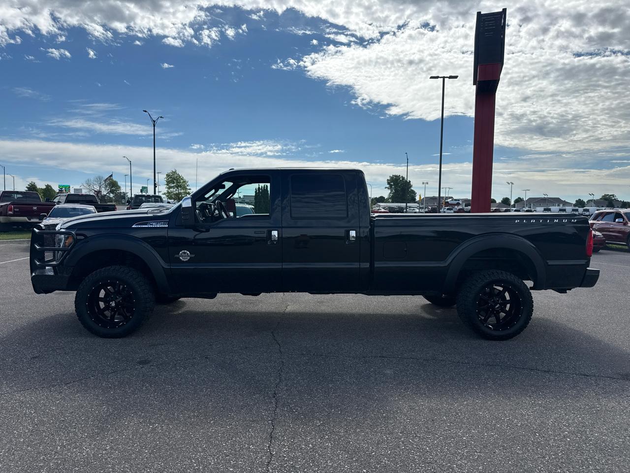 Ford F-350 SD Lariat Crew Cab 4WD 2016
