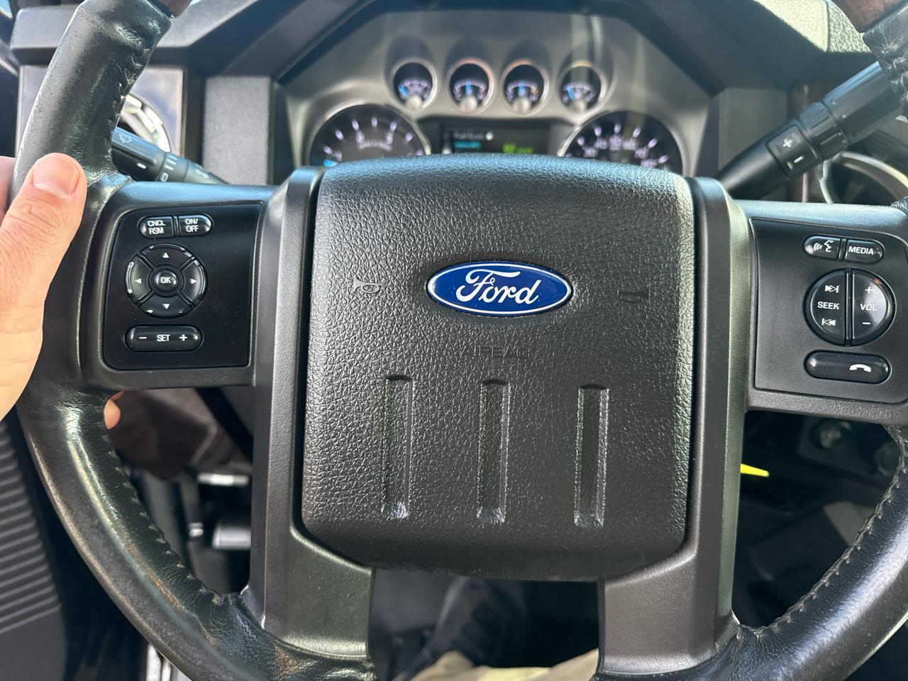 Ford F-350 SD Lariat Crew Cab 4WD 2016