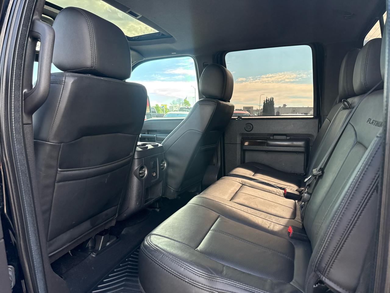 Ford F-350 SD Lariat Crew Cab 4WD 2016