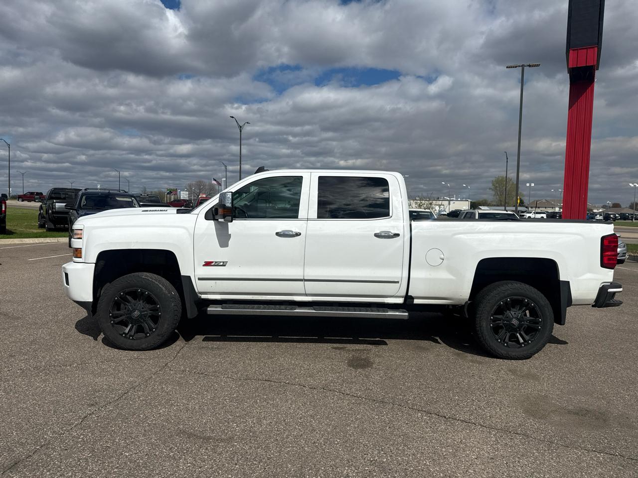 Chevrolet Silverado 2500HD LTZ Crew Cab 4WD 2019