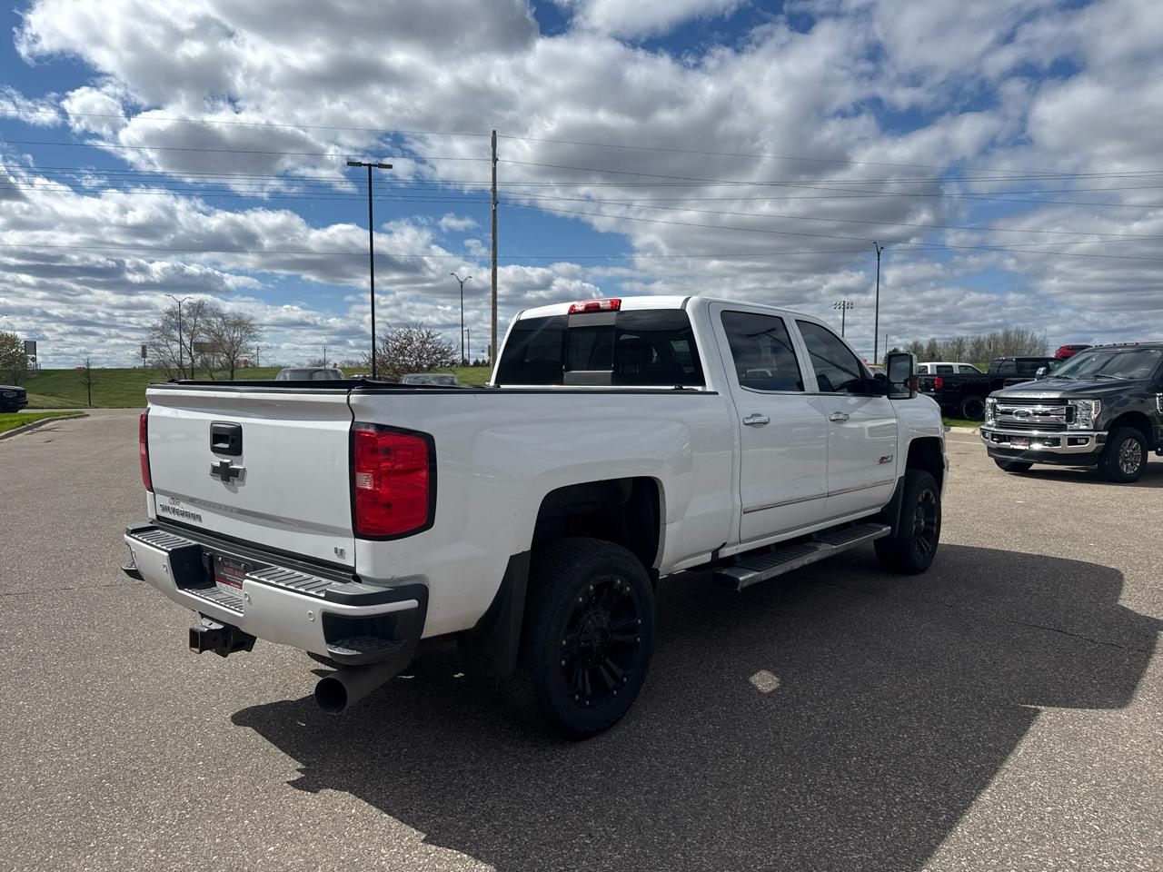 Chevrolet Silverado 2500HD LTZ Crew Cab 4WD 2019
