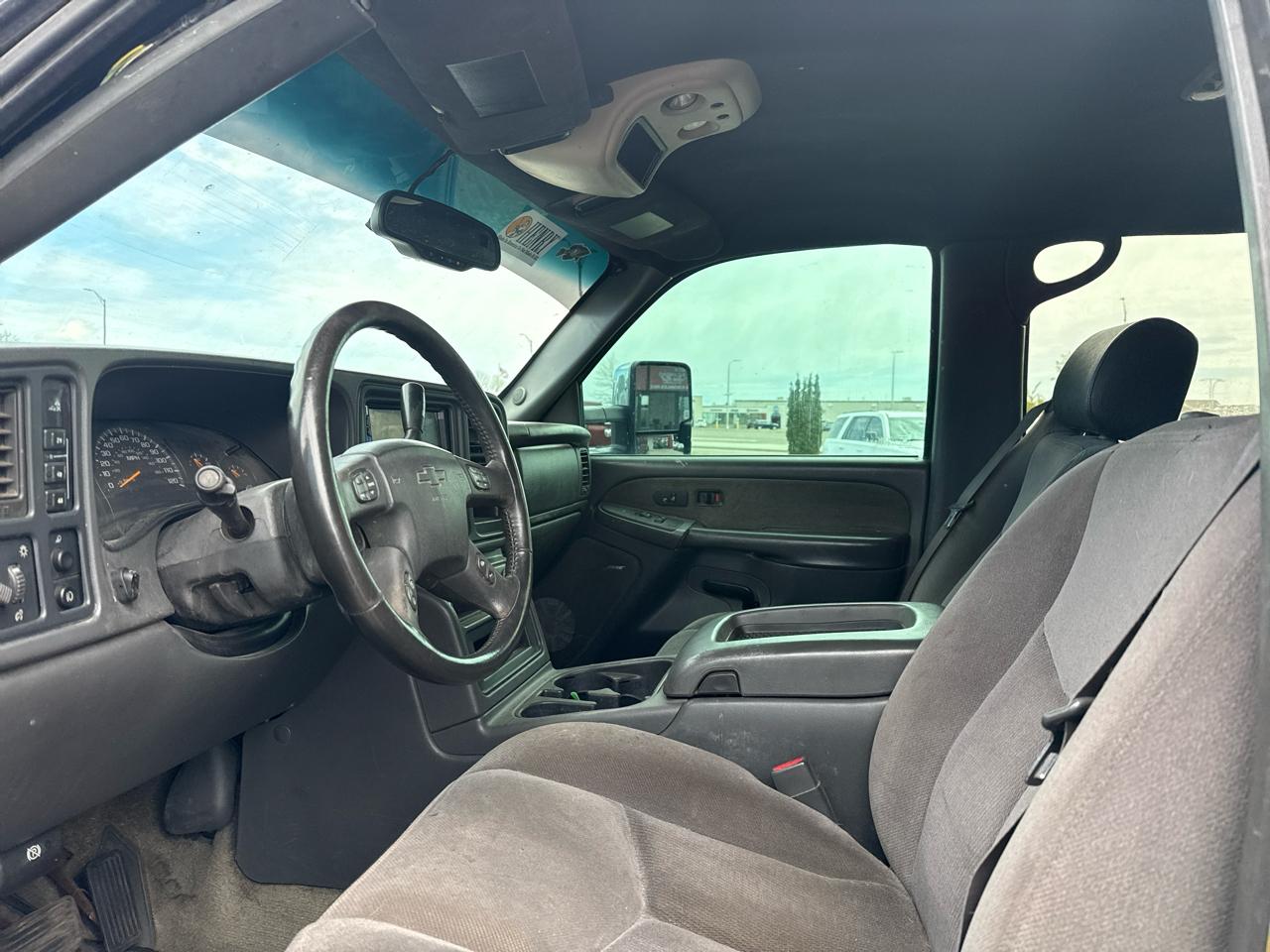 Chevrolet Silverado 2500HD Crew Cab Short Bed 4WD 2003