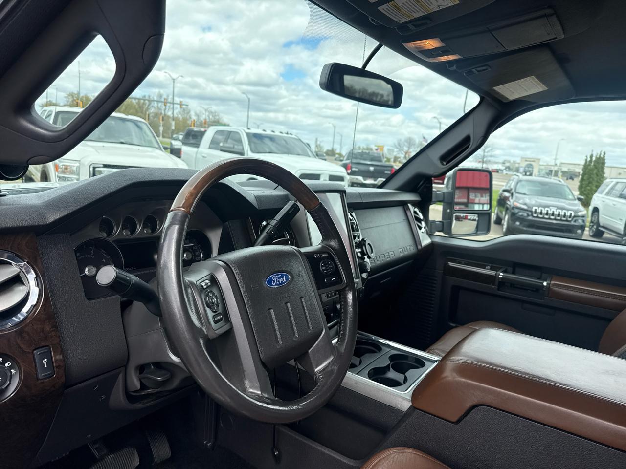 Ford F-350 SD Platinum Crew Cab 4WD 2013