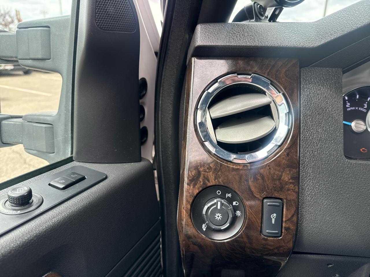 Ford F-350 SD Platinum Crew Cab 4WD 2013