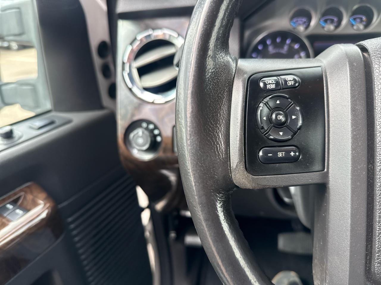 Ford F-350 SD Platinum Crew Cab 4WD 2013