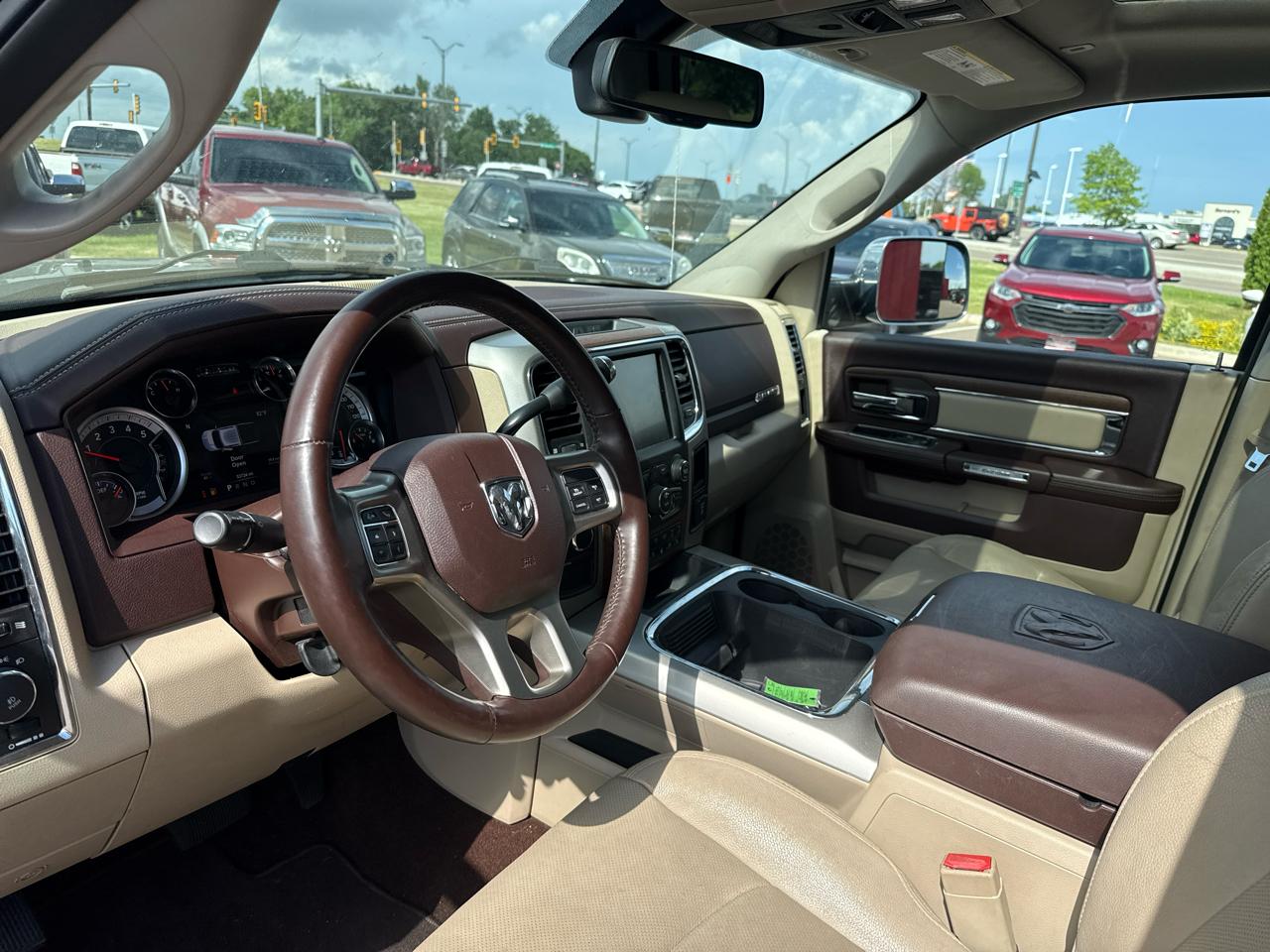 RAM 2500 Laramie Crew Cab SWB 4WD 2017