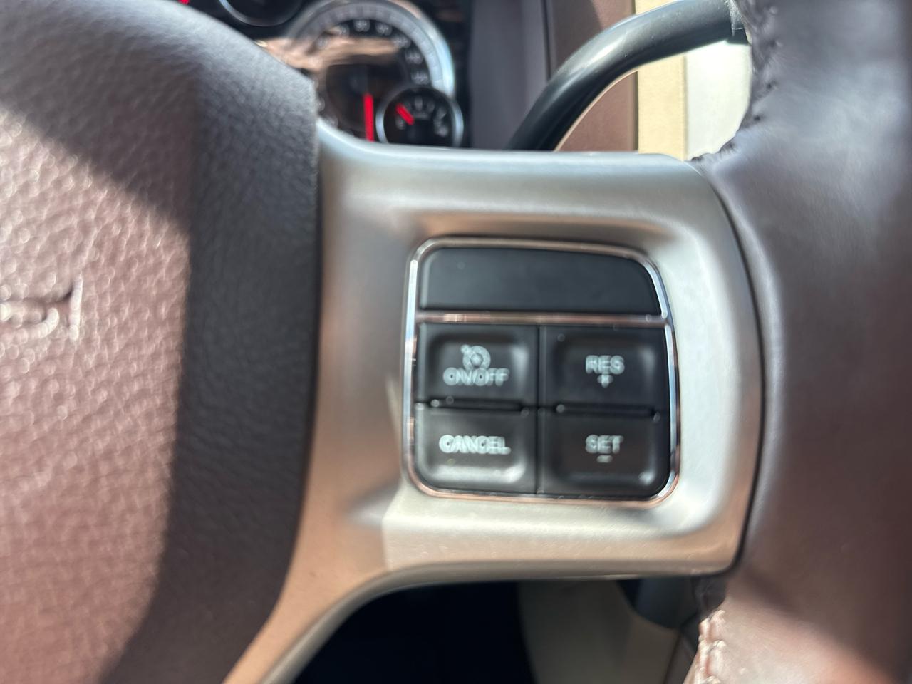 RAM 2500 Laramie Crew Cab SWB 4WD 2017