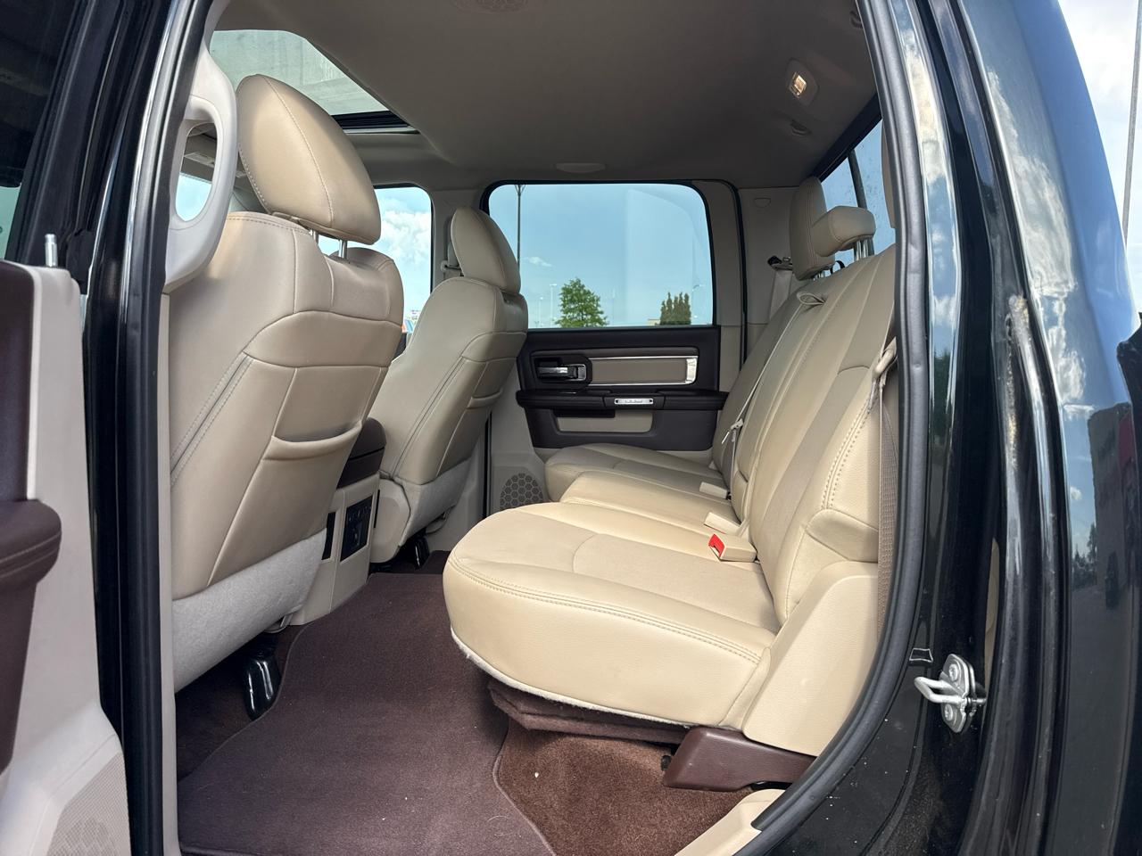 RAM 2500 Laramie Crew Cab SWB 4WD 2017