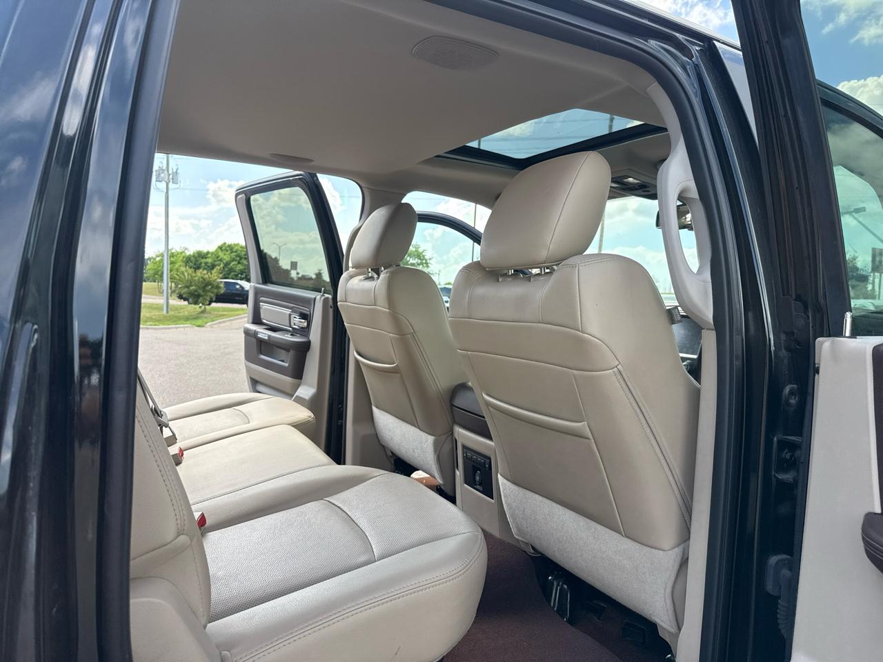 RAM 2500 Laramie Crew Cab SWB 4WD 2017