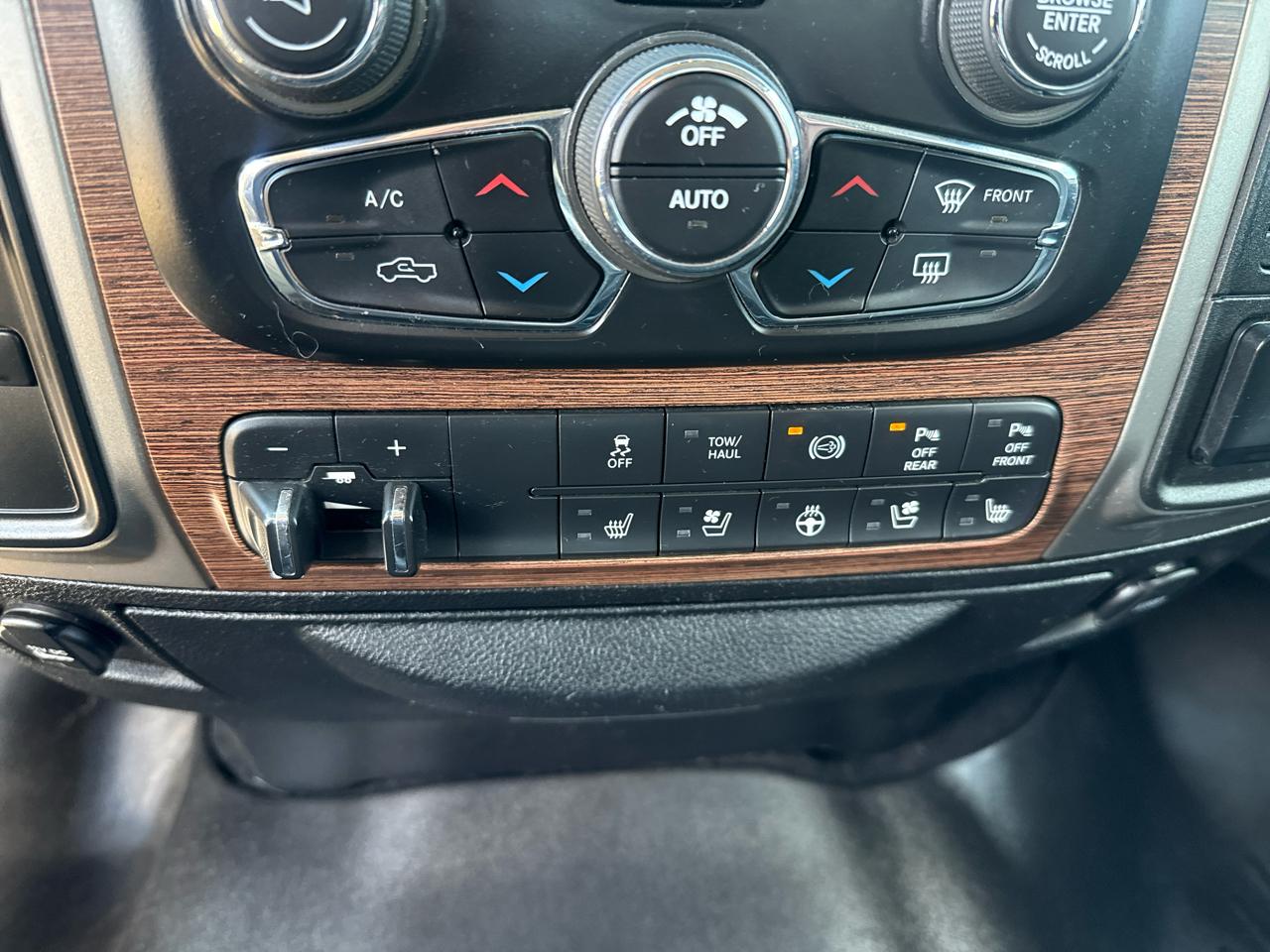 RAM 2500 Laramie Crew Cab SWB 4WD 2018