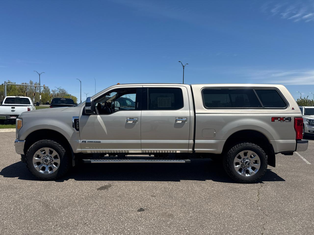 Ford F-250 SD Lariat Crew Cab 4WD 2017