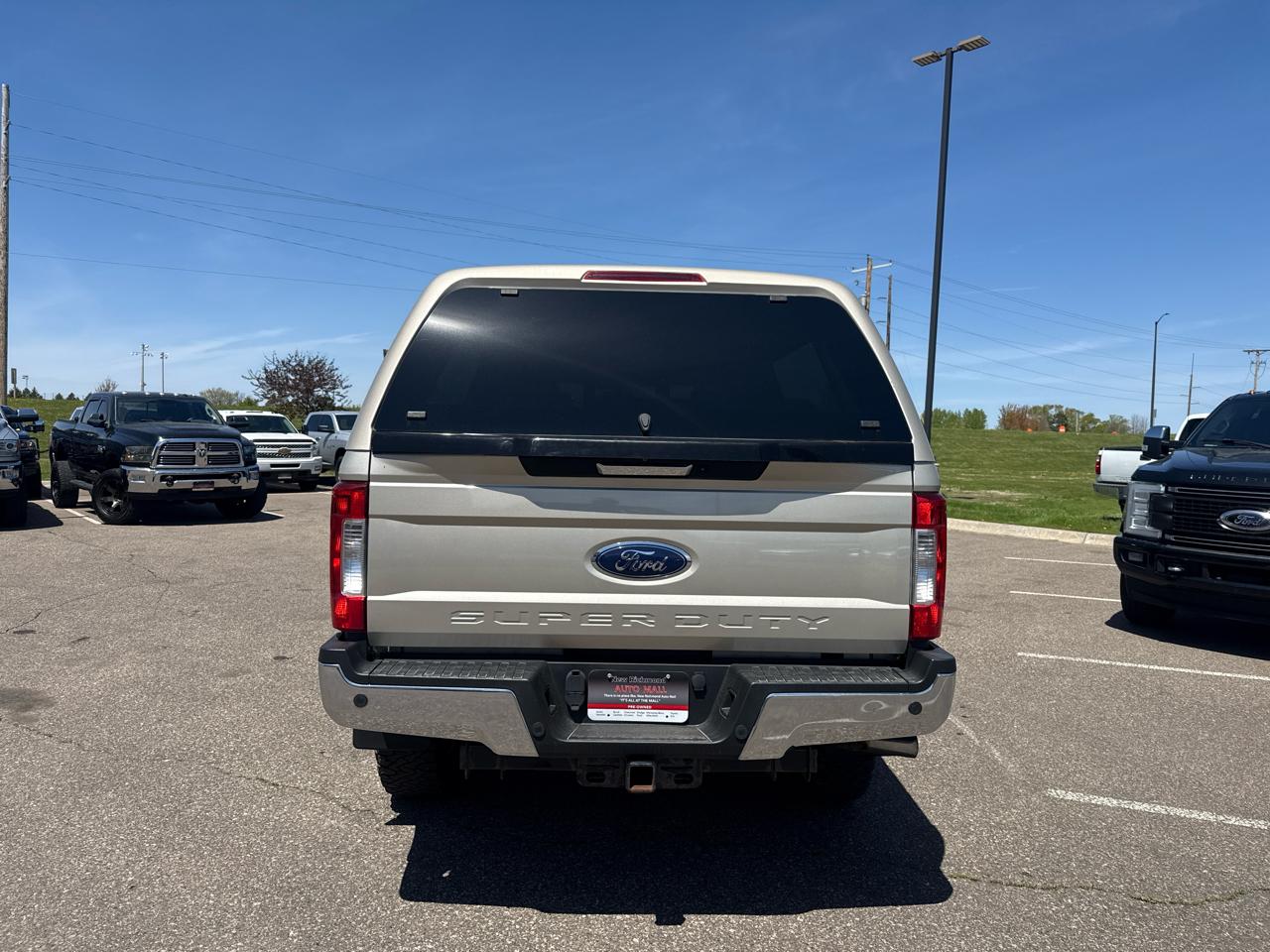 Ford F-250 SD Lariat Crew Cab 4WD 2017