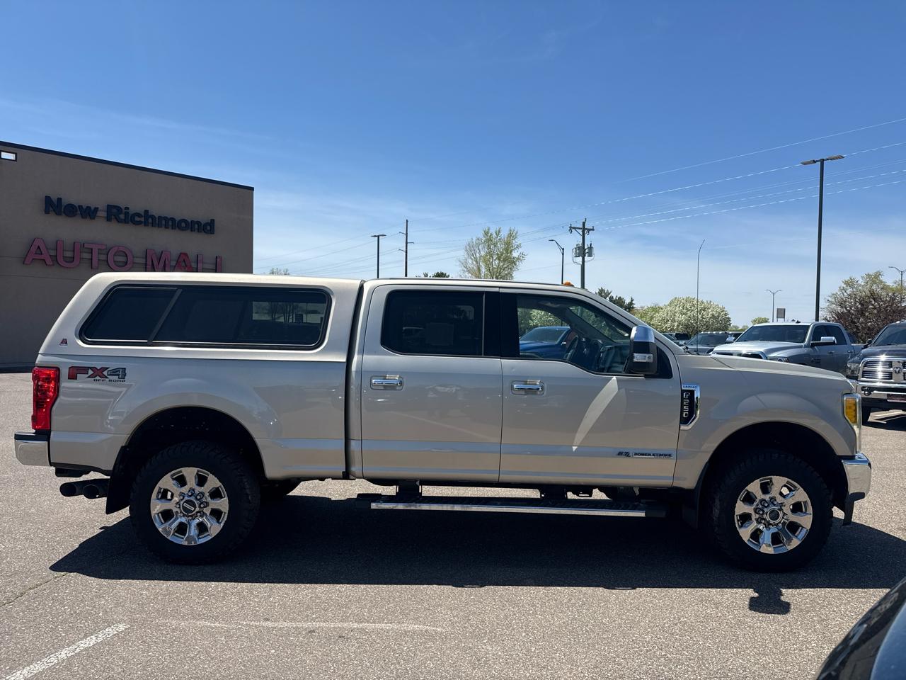 Ford F-250 SD Lariat Crew Cab 4WD 2017
