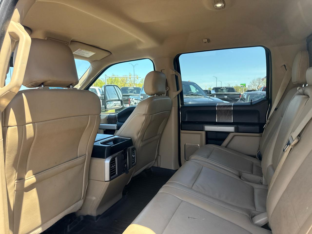Ford F-250 SD Lariat Crew Cab 4WD 2017