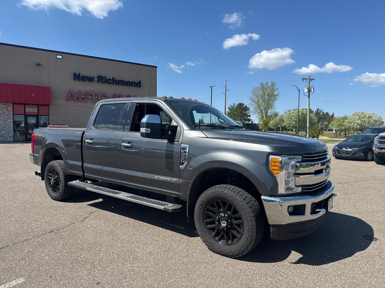 Ford F-350 SD Lariat Crew Cab 4WD 2017
