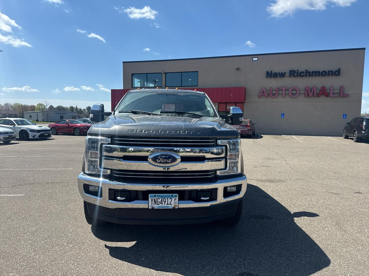 Ford F-350 SD Lariat Crew Cab 4WD 2017