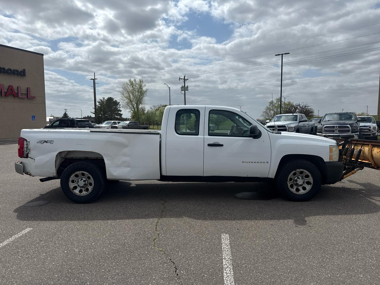 Chevrolet Silverado 1500 Work Truck Ext. Cab Std. Box 4WD 2008