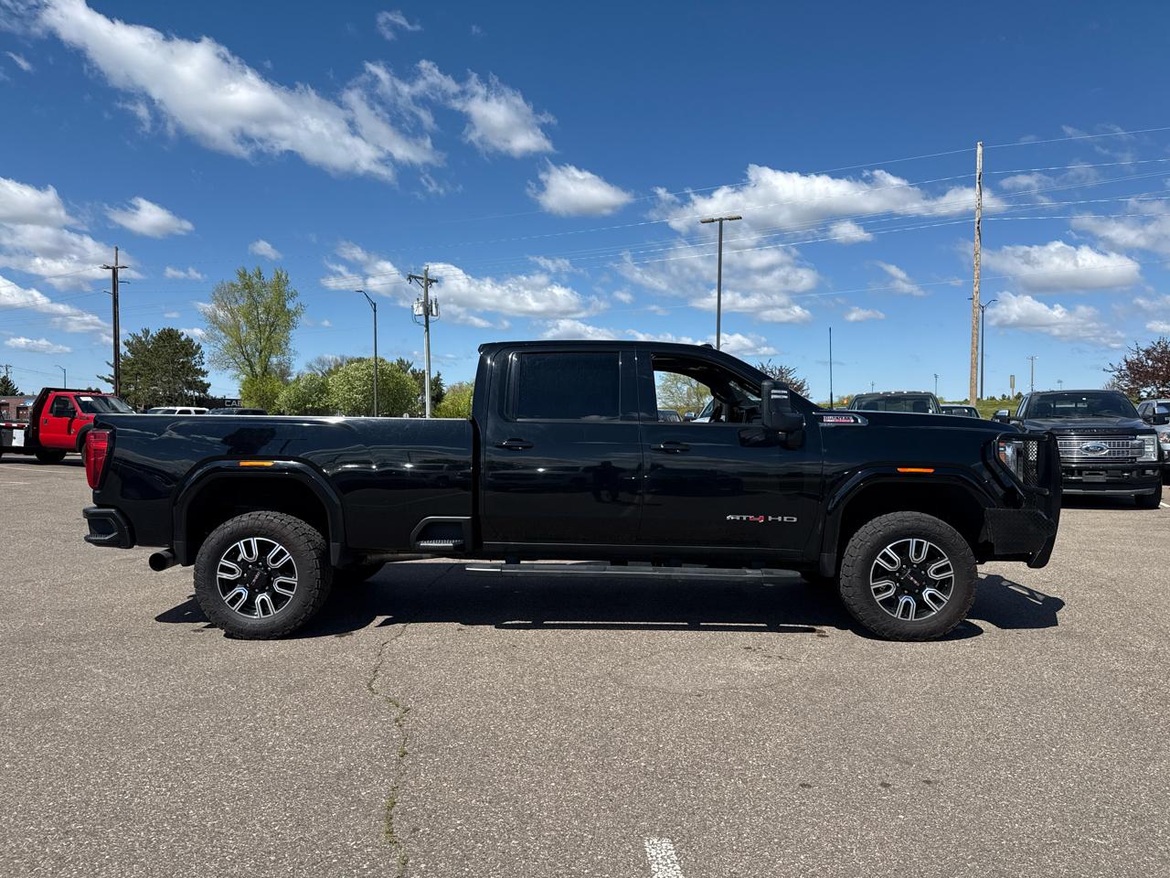 GMC Sierra 2500HD AT4 Crew Cab Long Box 4WD 2020