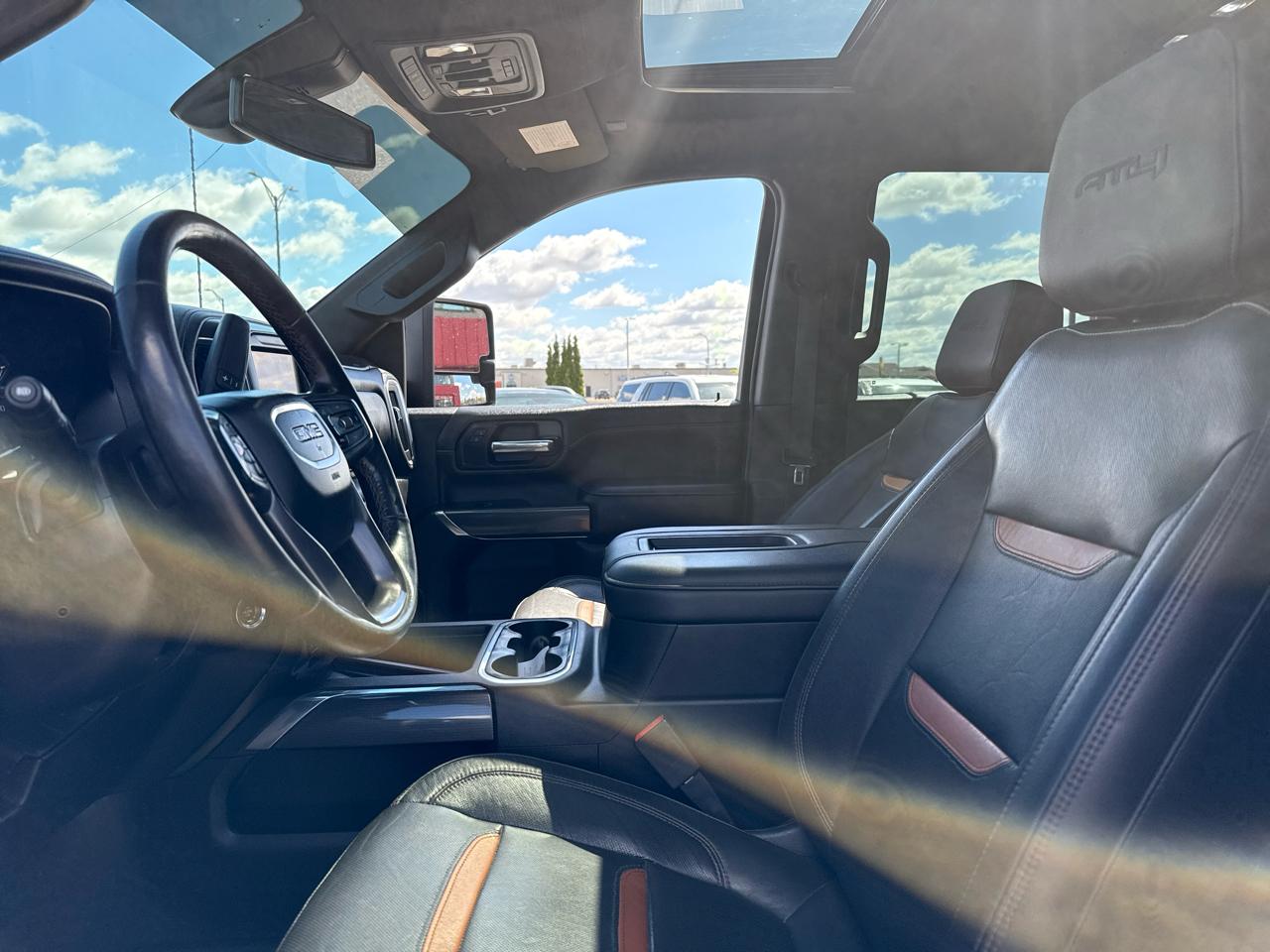 GMC Sierra 2500HD AT4 Crew Cab Long Box 4WD 2020