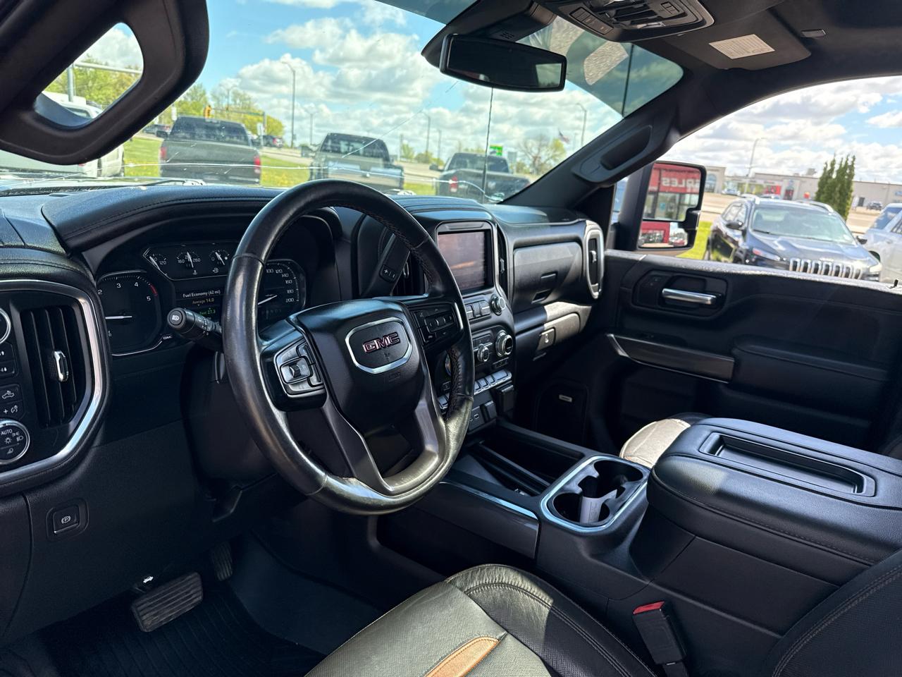 GMC Sierra 2500HD AT4 Crew Cab Long Box 4WD 2020