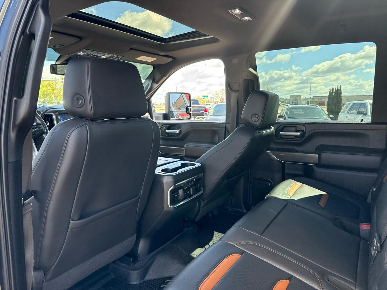 GMC Sierra 2500HD AT4 Crew Cab Long Box 4WD 2020