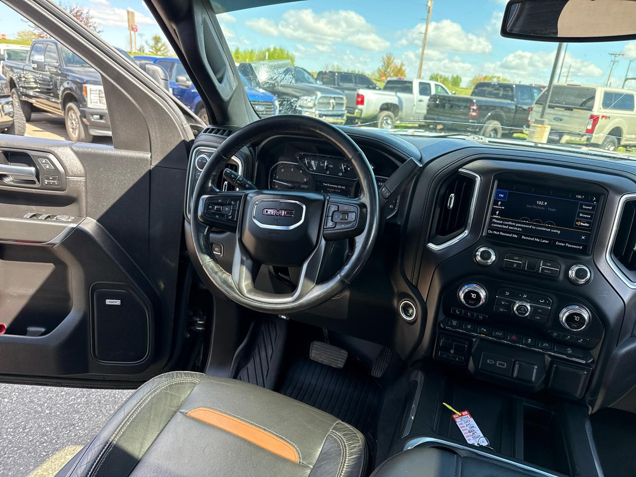 GMC Sierra 2500HD AT4 Crew Cab Long Box 4WD 2020