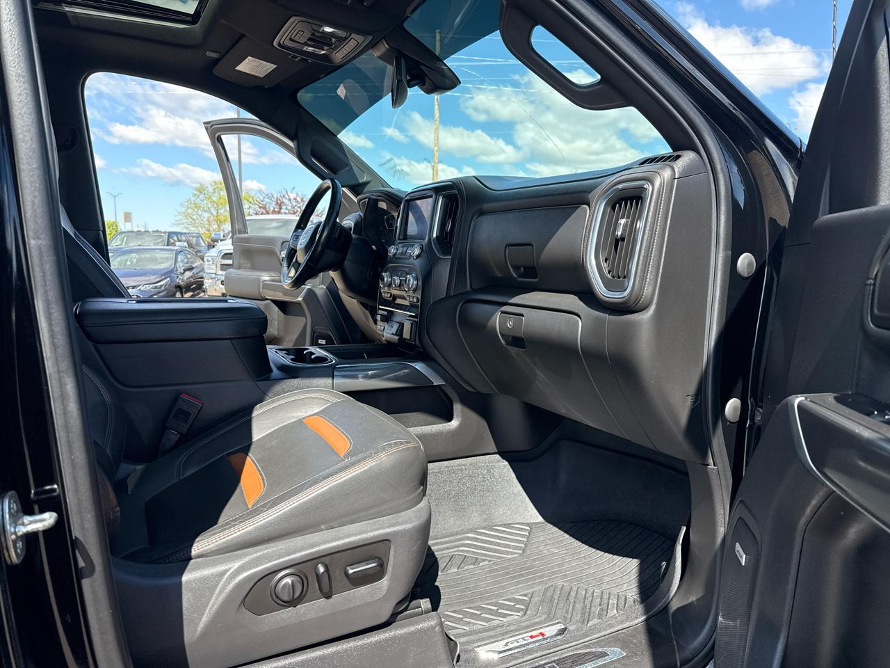 GMC Sierra 2500HD AT4 Crew Cab Long Box 4WD 2020