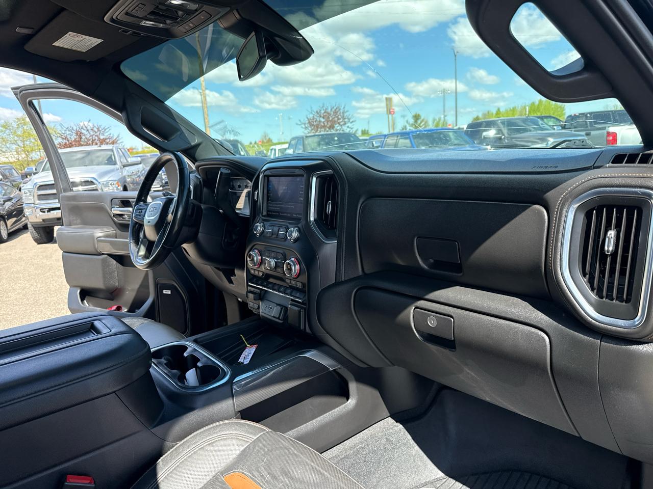 GMC Sierra 2500HD AT4 Crew Cab Long Box 4WD 2020