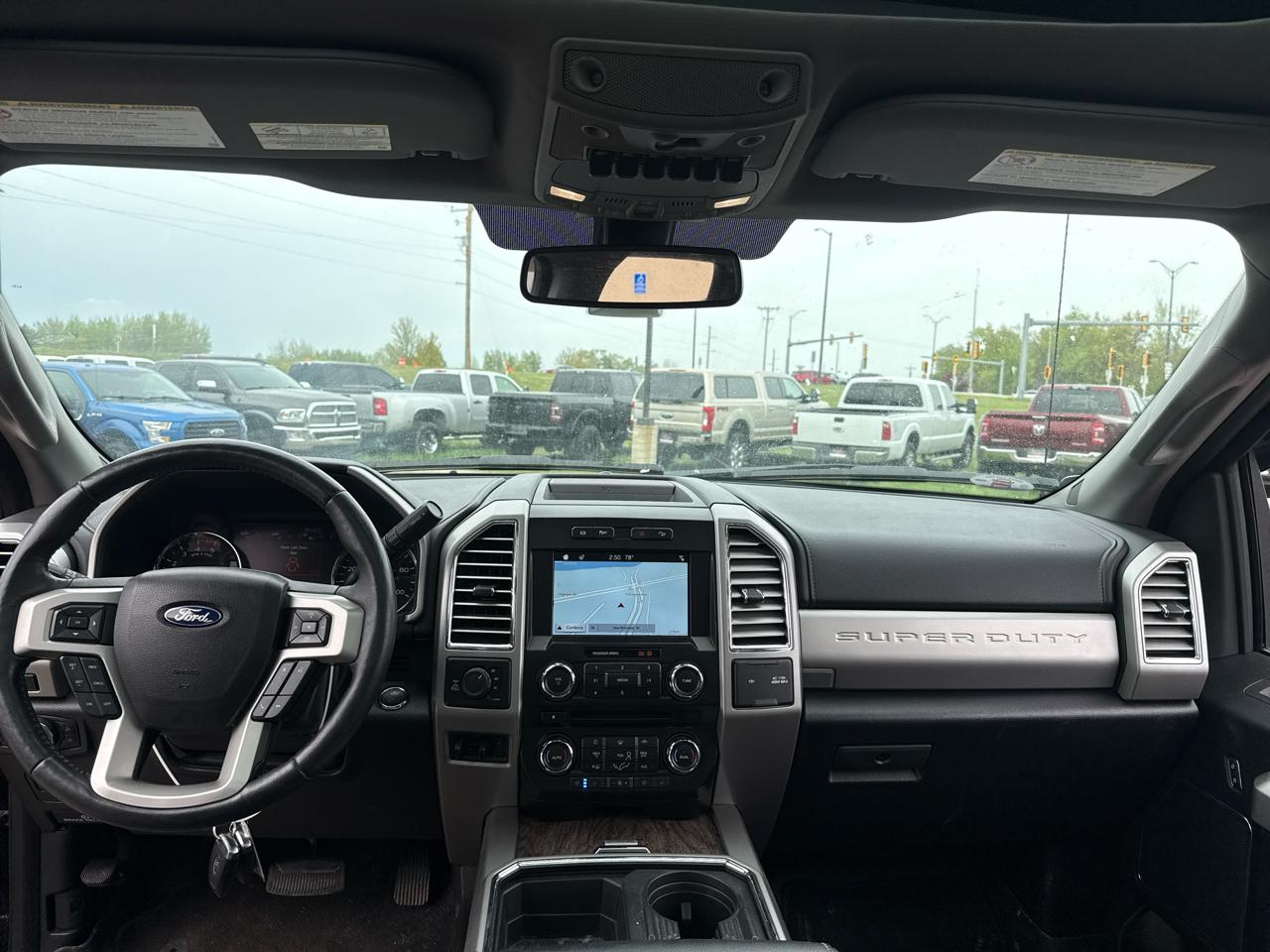 Ford F-250 SD Lariat Crew Cab 4WD 2017