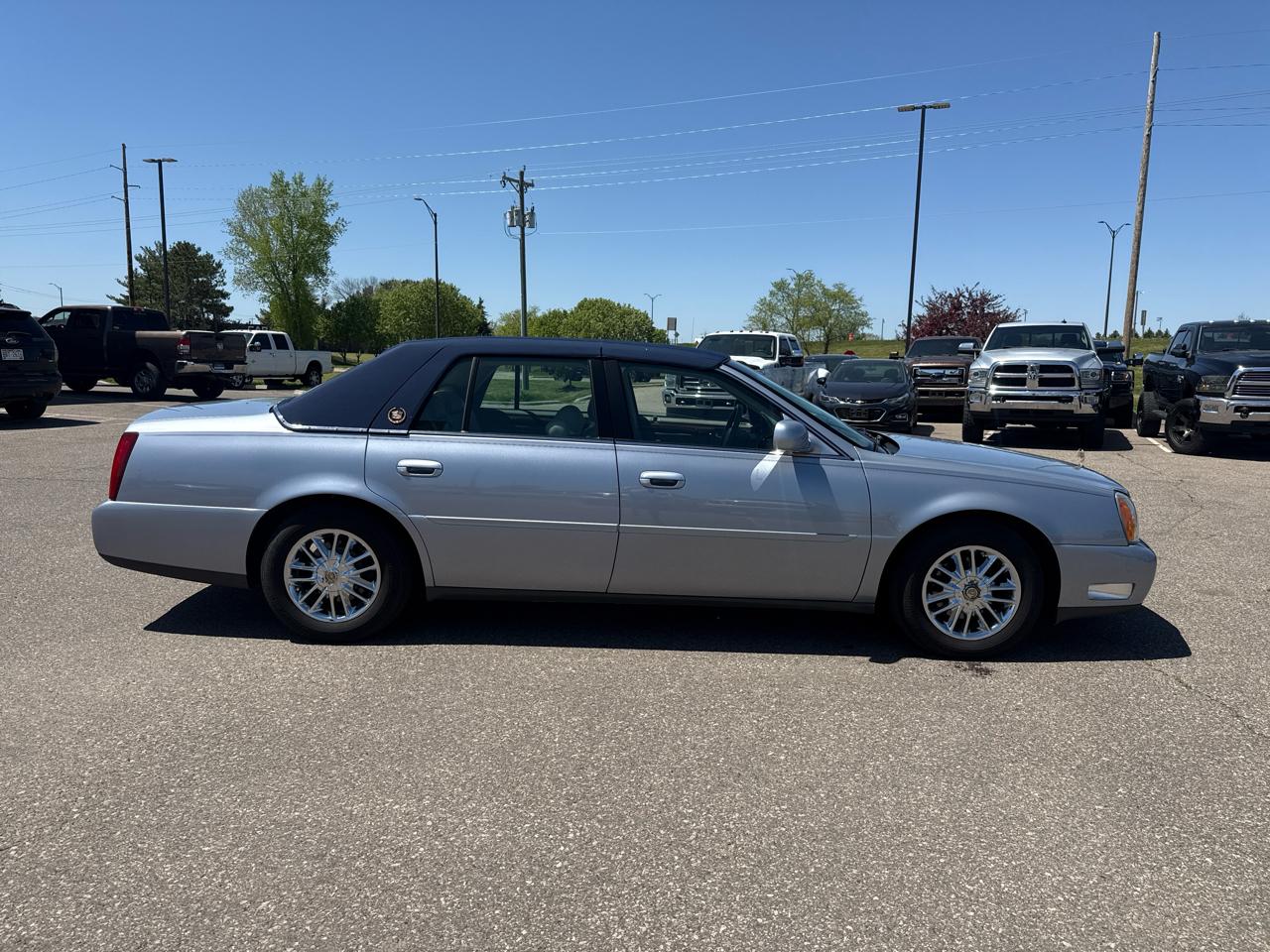 Cadillac DeVille Sedan 2004