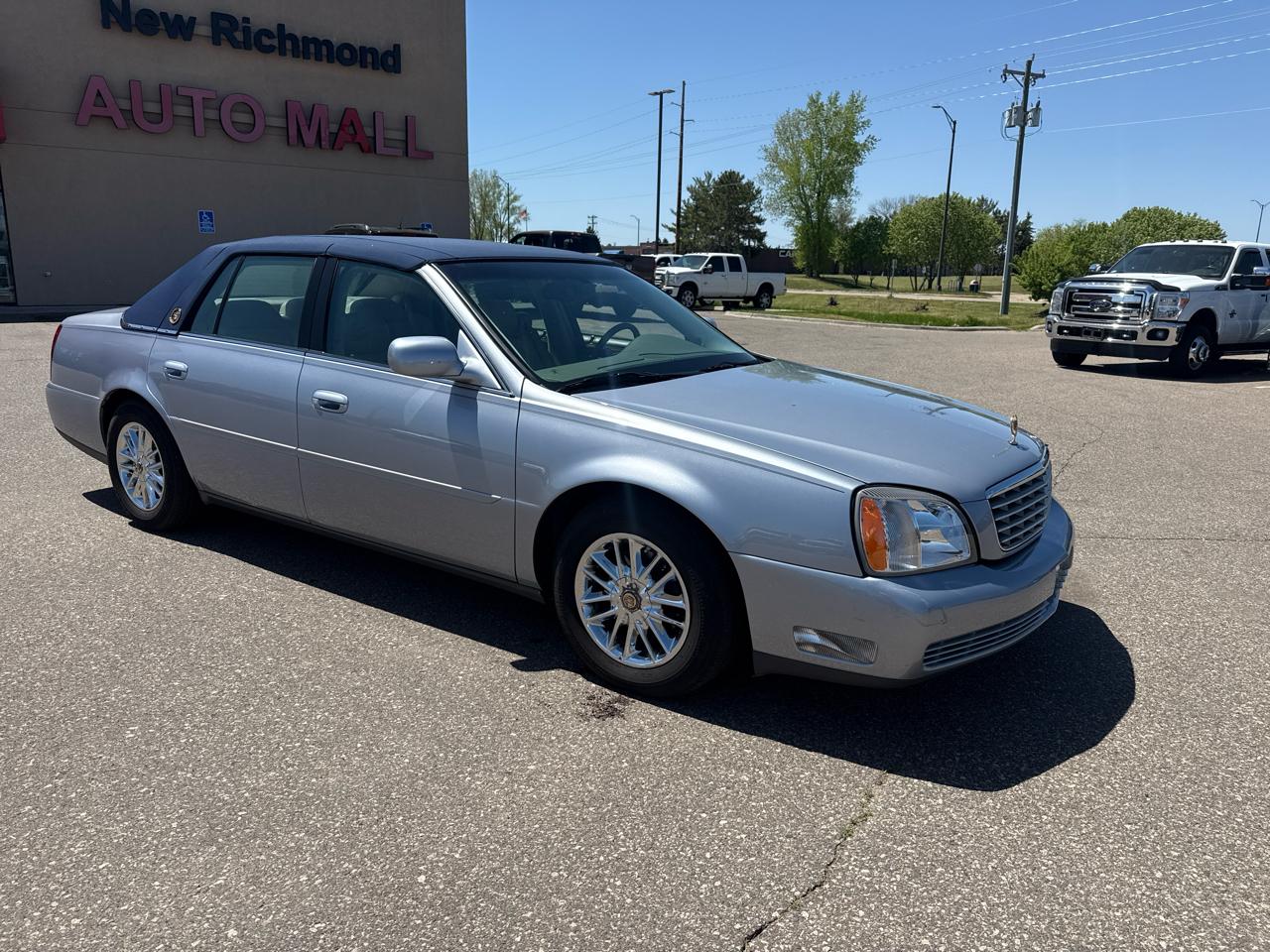 Cadillac DeVille Sedan 2004