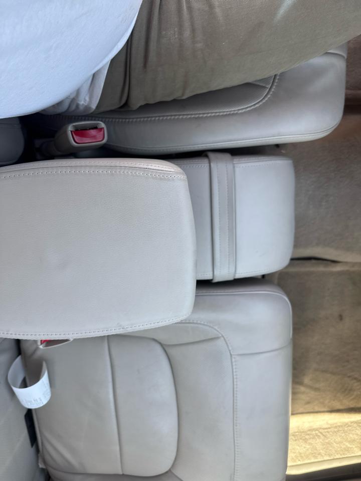 Cadillac DeVille Sedan 2004