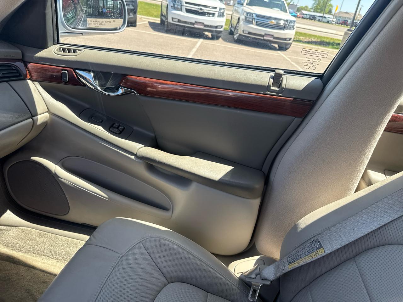 Cadillac DeVille Sedan 2004